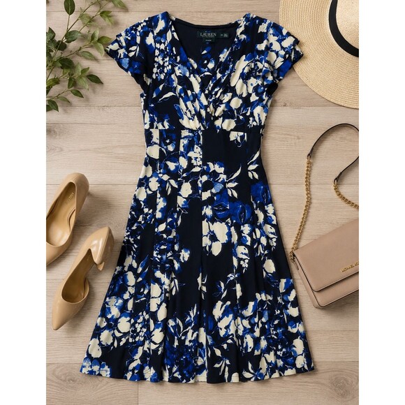 Lauren Ralph Lauren Dresses & Skirts - Lauren Ralph Lauren Blue Floral Dress Women’s 4P Petite Faux Wrap Cap Sleeve Mid
